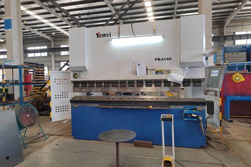 Sheet metal press brake